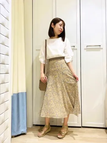 ANY SIS スタッフ コーディネート画像