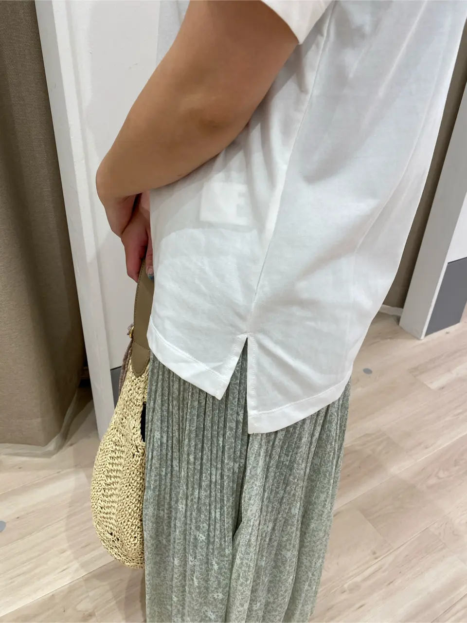 ANY SIS 瀬野 コーディネート画像