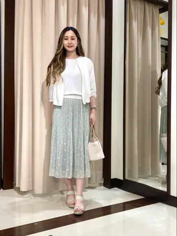 ANY SIS STAFF コーディネート画像