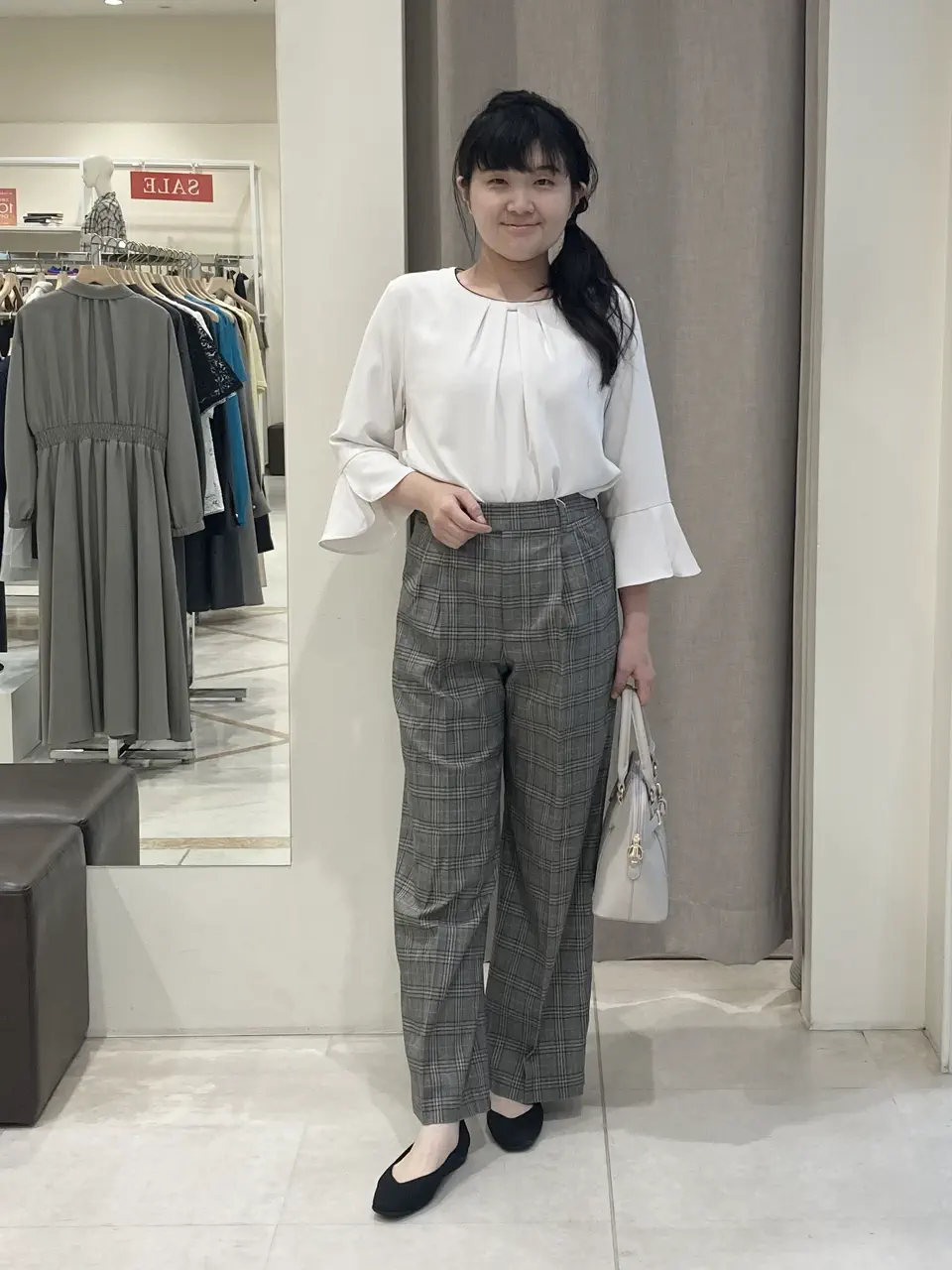  川根　彩 コーディネート画像