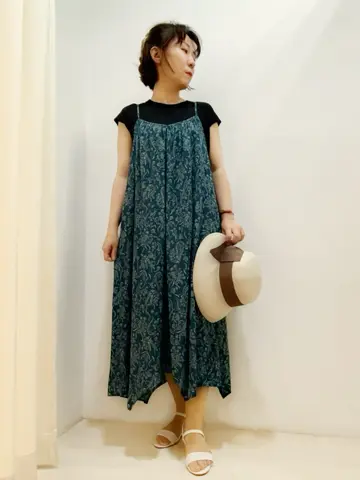 ANY SIS 山田 コーディネート画像