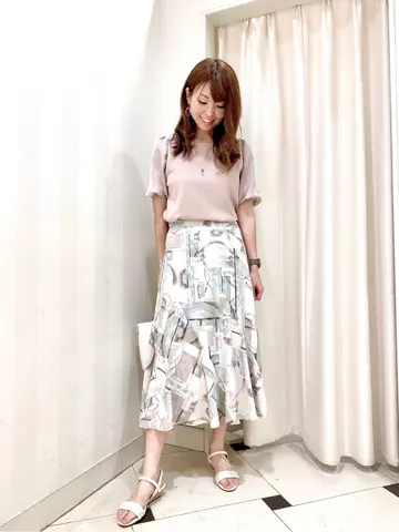 ANY SIS 金井 コーディネート画像