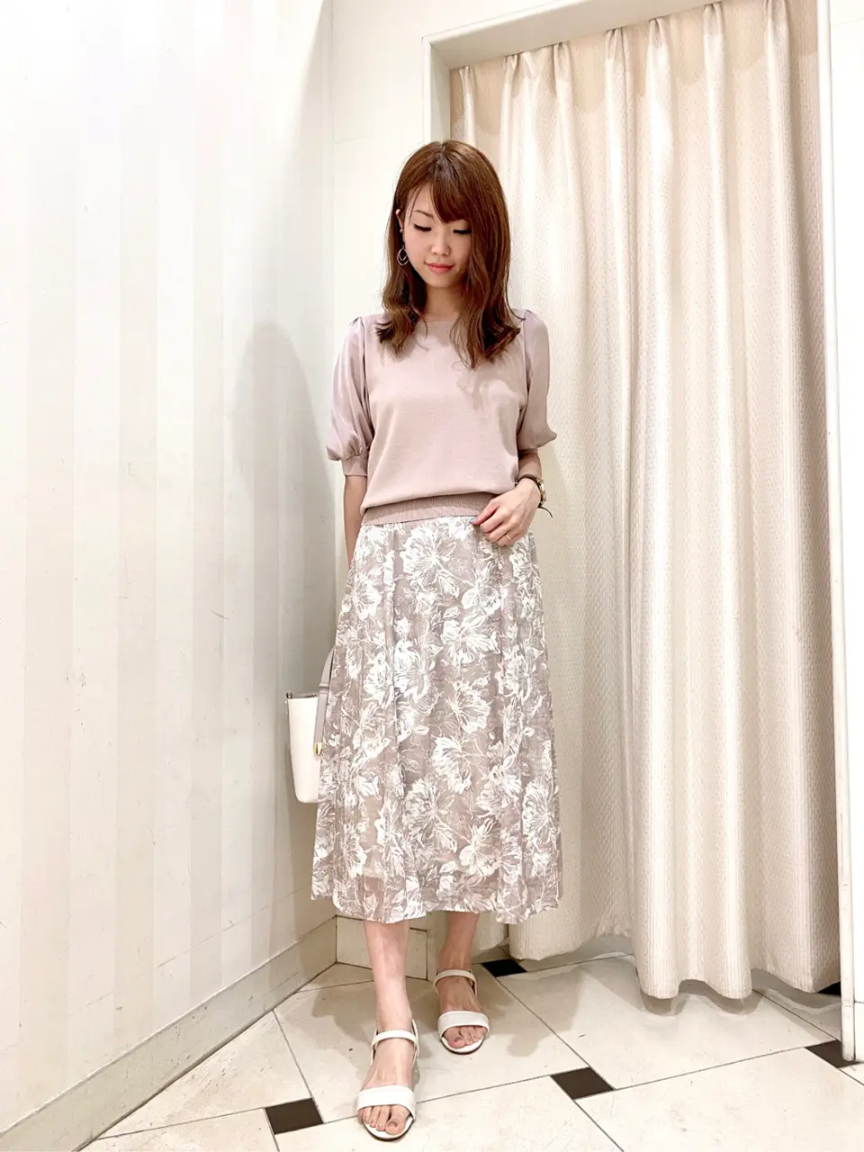 ANY SIS 金井 コーディネート画像