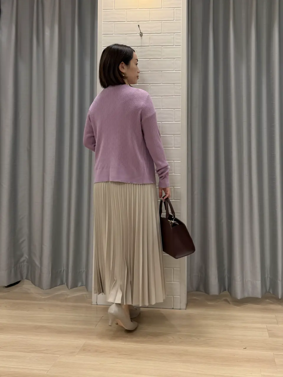 ANY SIS 丸岡 コーディネート画像