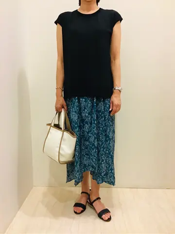 ANY SIS 藤森 コーディネート画像