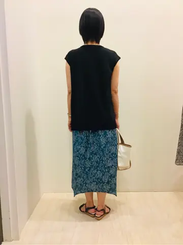 ANY SIS 藤森 コーディネート画像