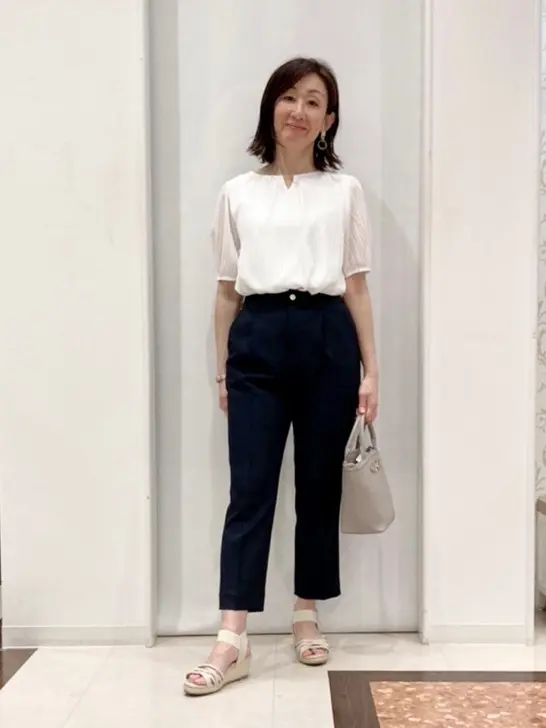 ANY SIS スタッフ コーディネート画像