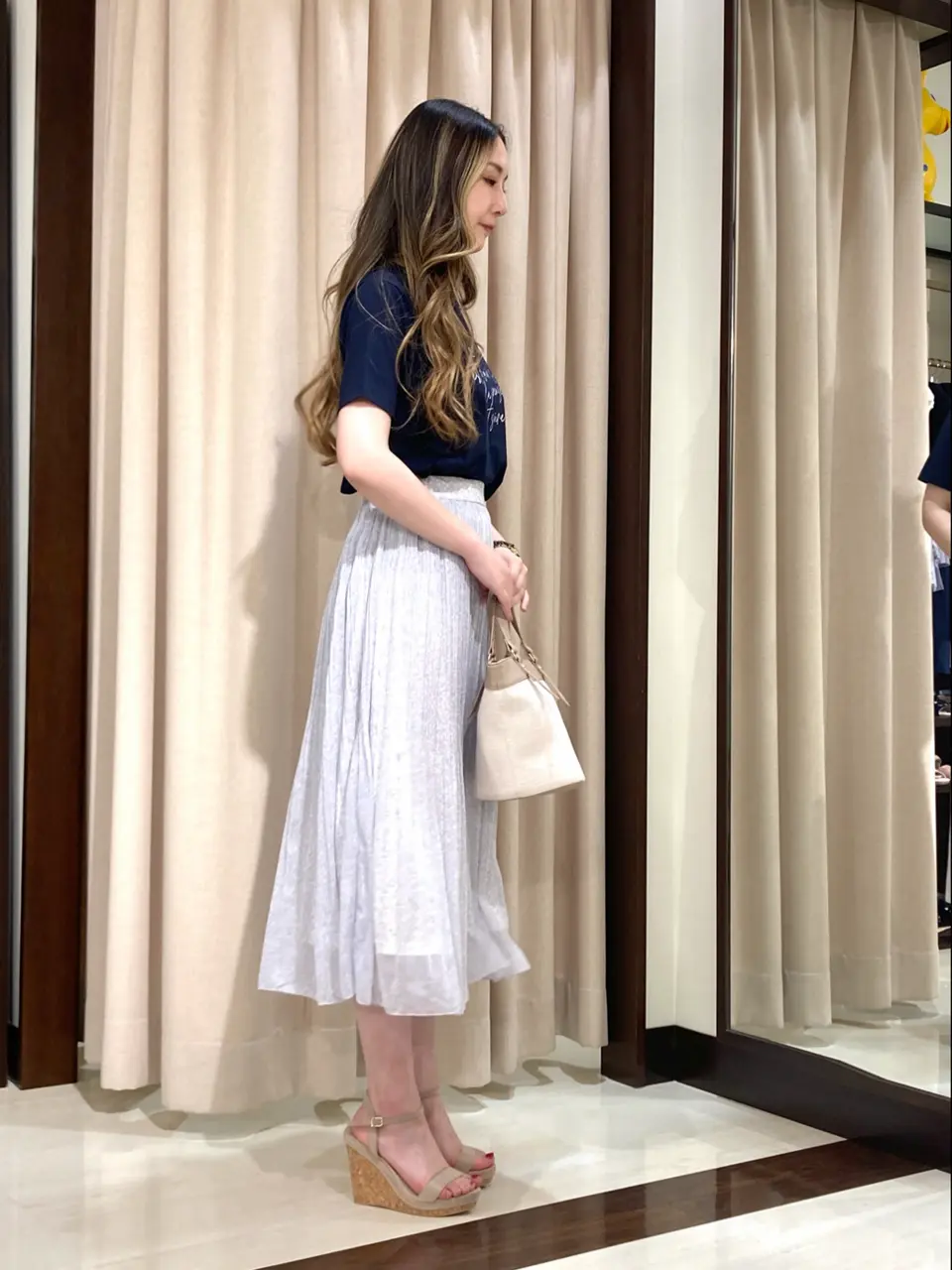 ANY SIS STAFF コーディネート画像