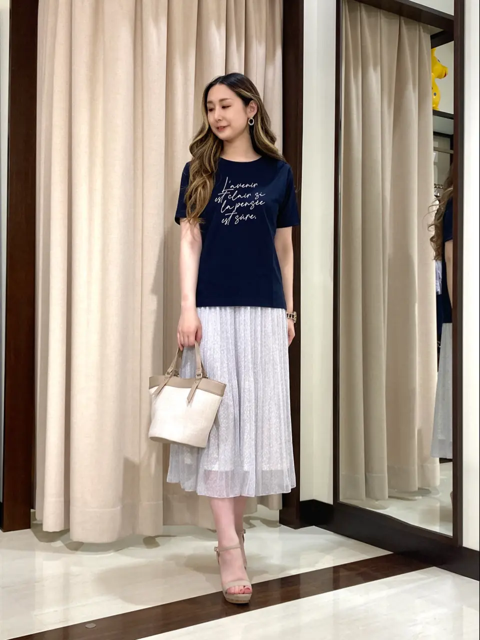 ANY SIS STAFF コーディネート画像