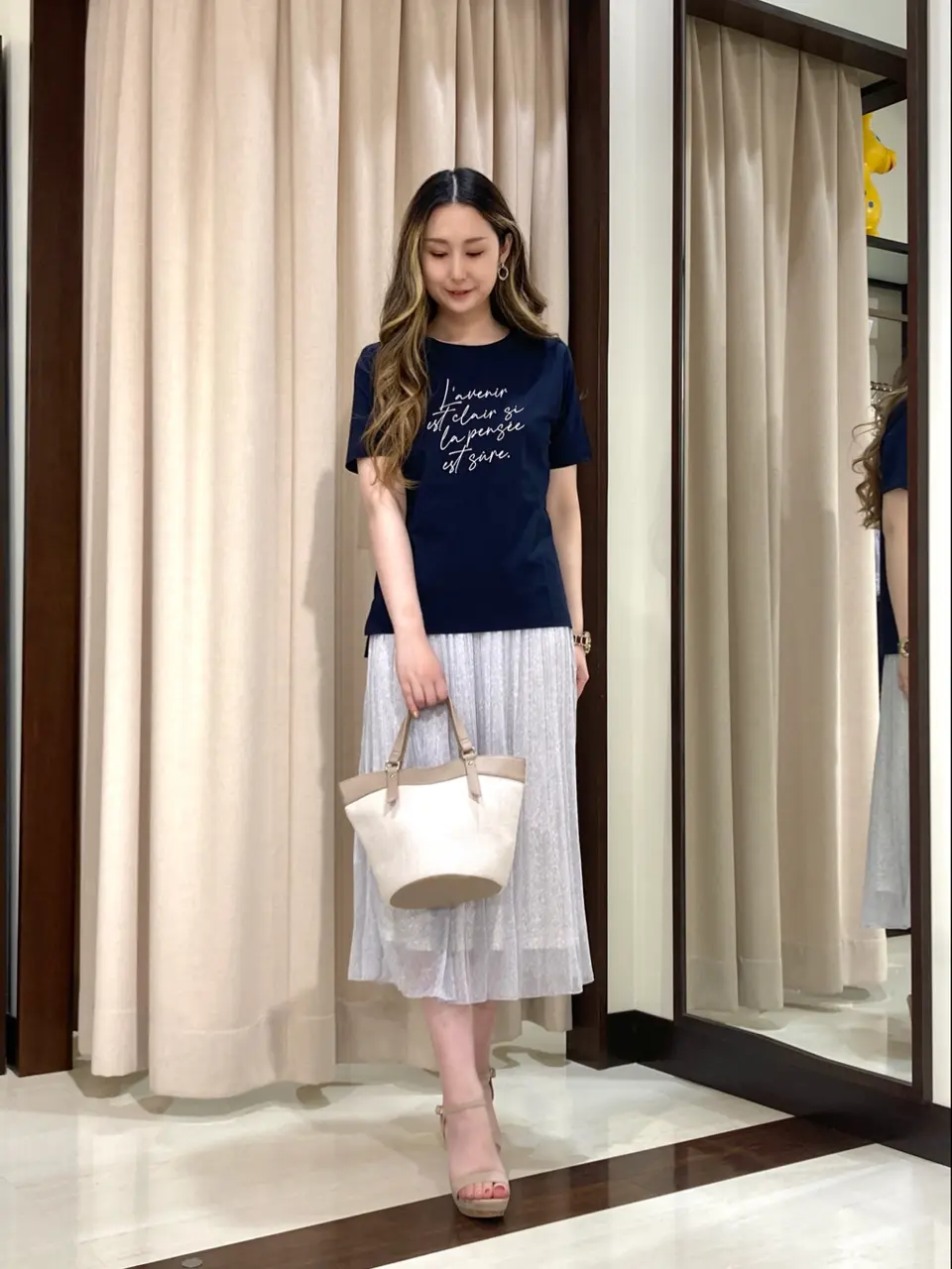 ANY SIS STAFF コーディネート画像