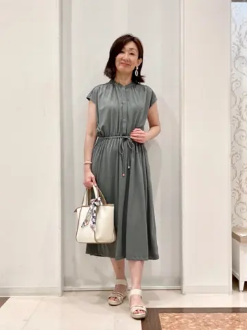 ANY SIS スタッフ コーディネート画像