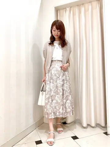 ANY SIS 金井 コーディネート画像