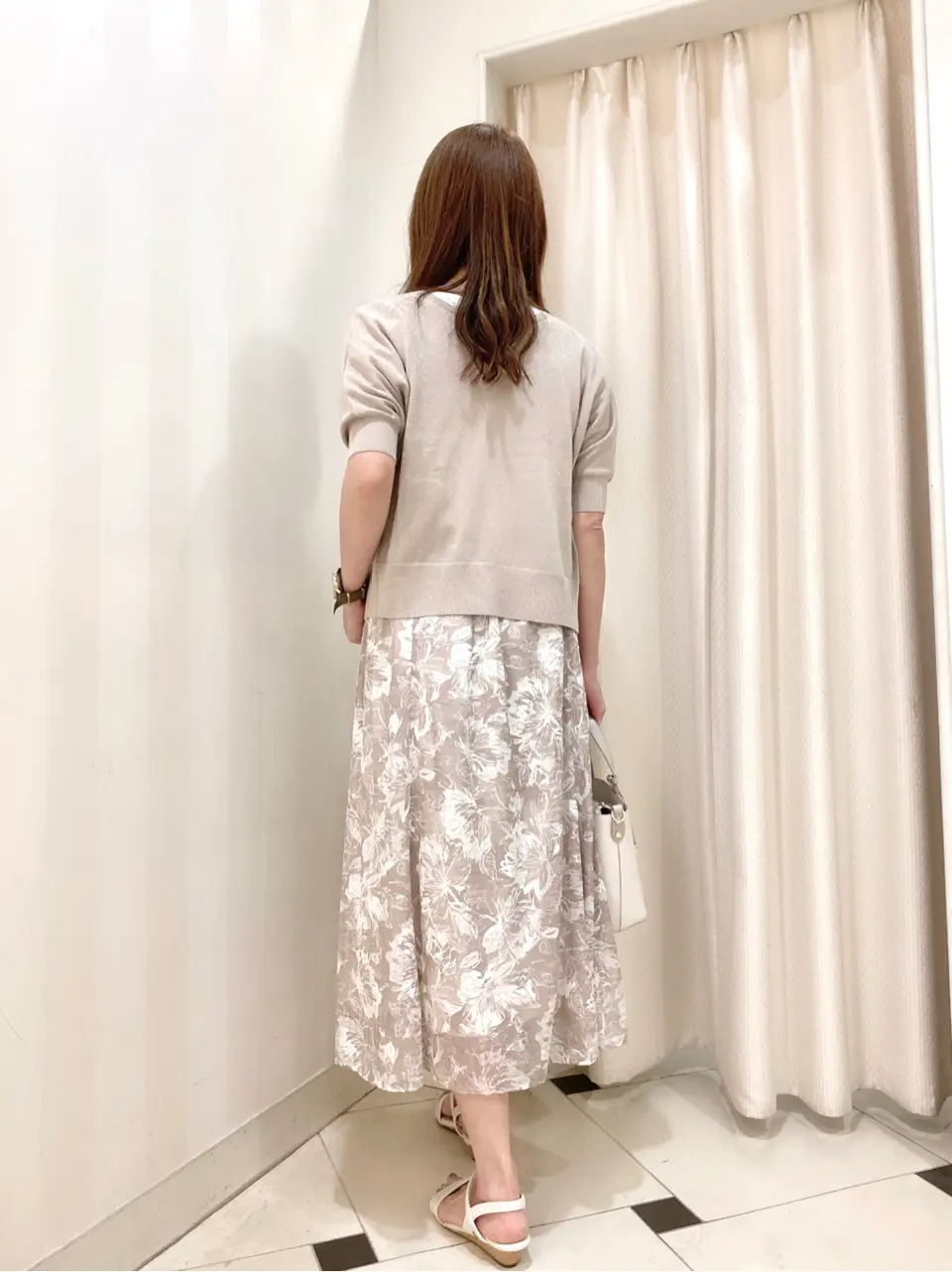 ANY SIS 金井 コーディネート画像