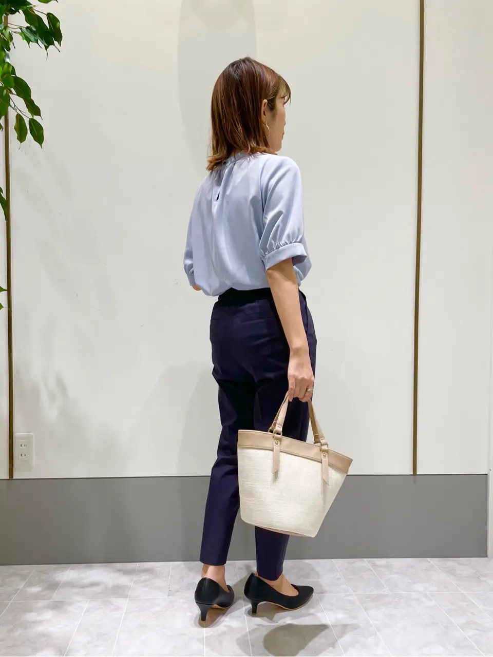 ANY SIS スタッフ コーディネート画像