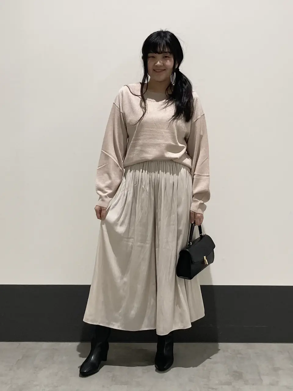  川根　彩 コーディネート画像