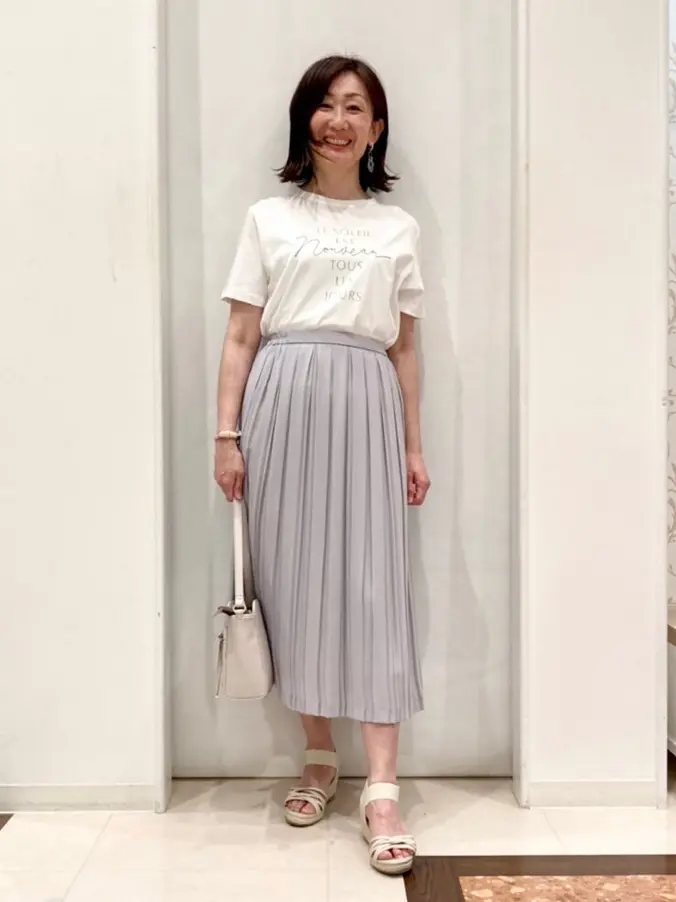 ANY SIS スタッフ コーディネート画像