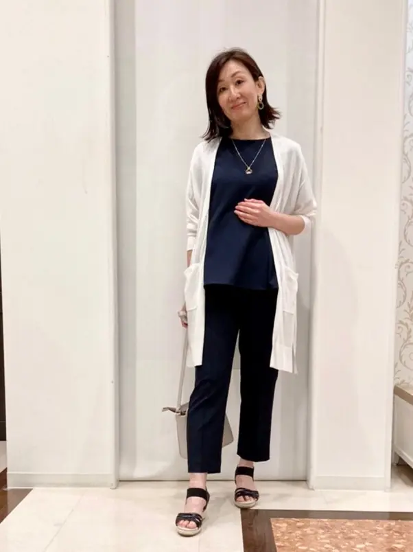 ANY SIS スタッフ コーディネート画像