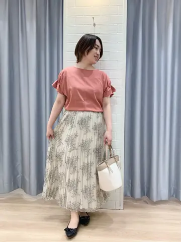 ANY SIS 丸岡 コーディネート画像