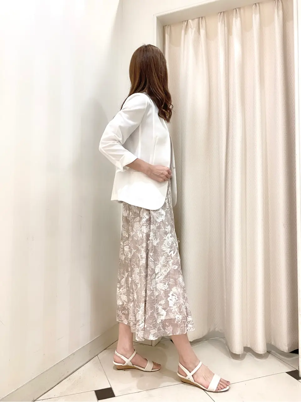 ANY SIS 金井 コーディネート画像