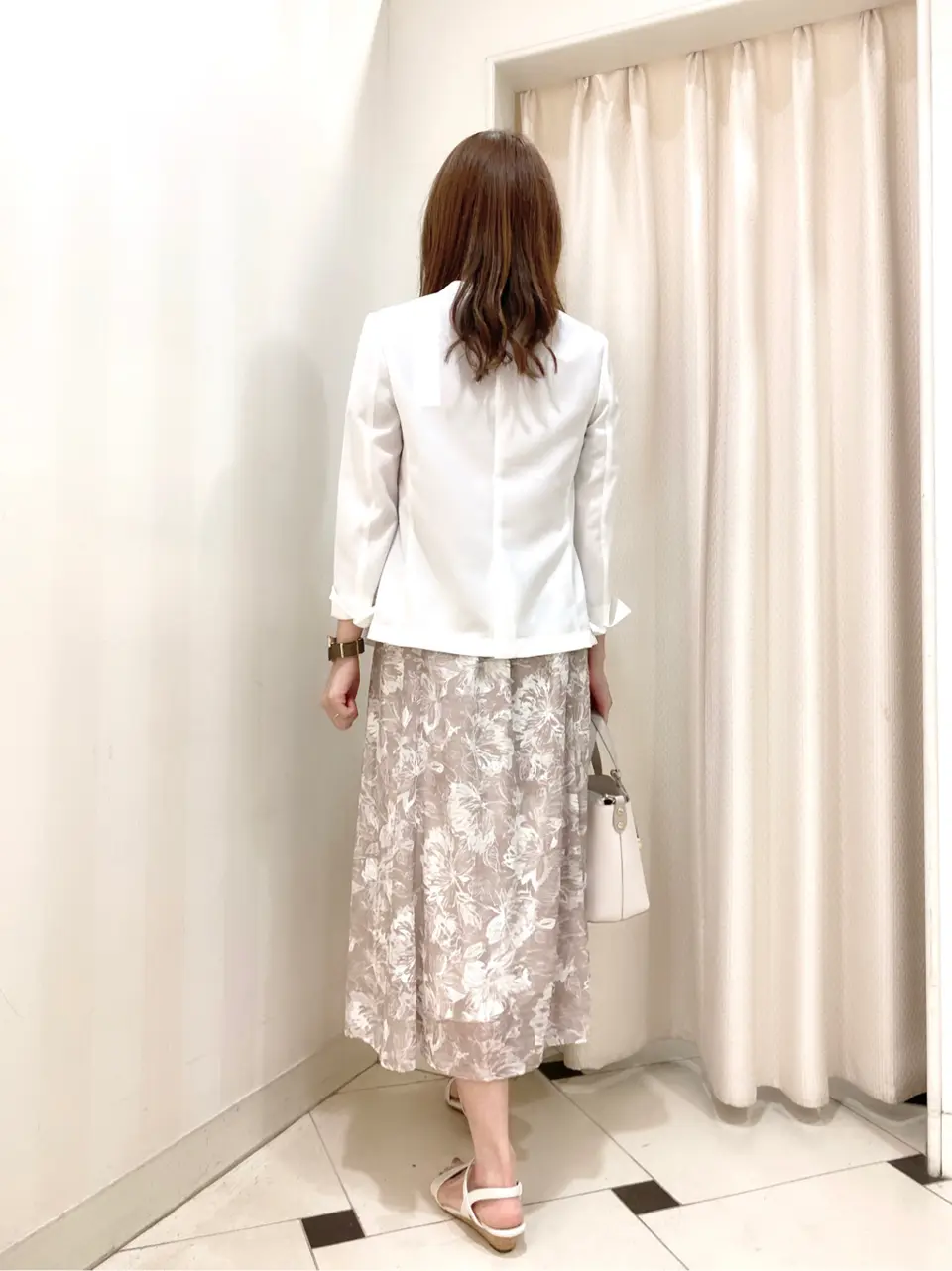 ANY SIS 金井 コーディネート画像