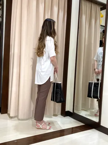 ANY SIS STAFF コーディネート画像