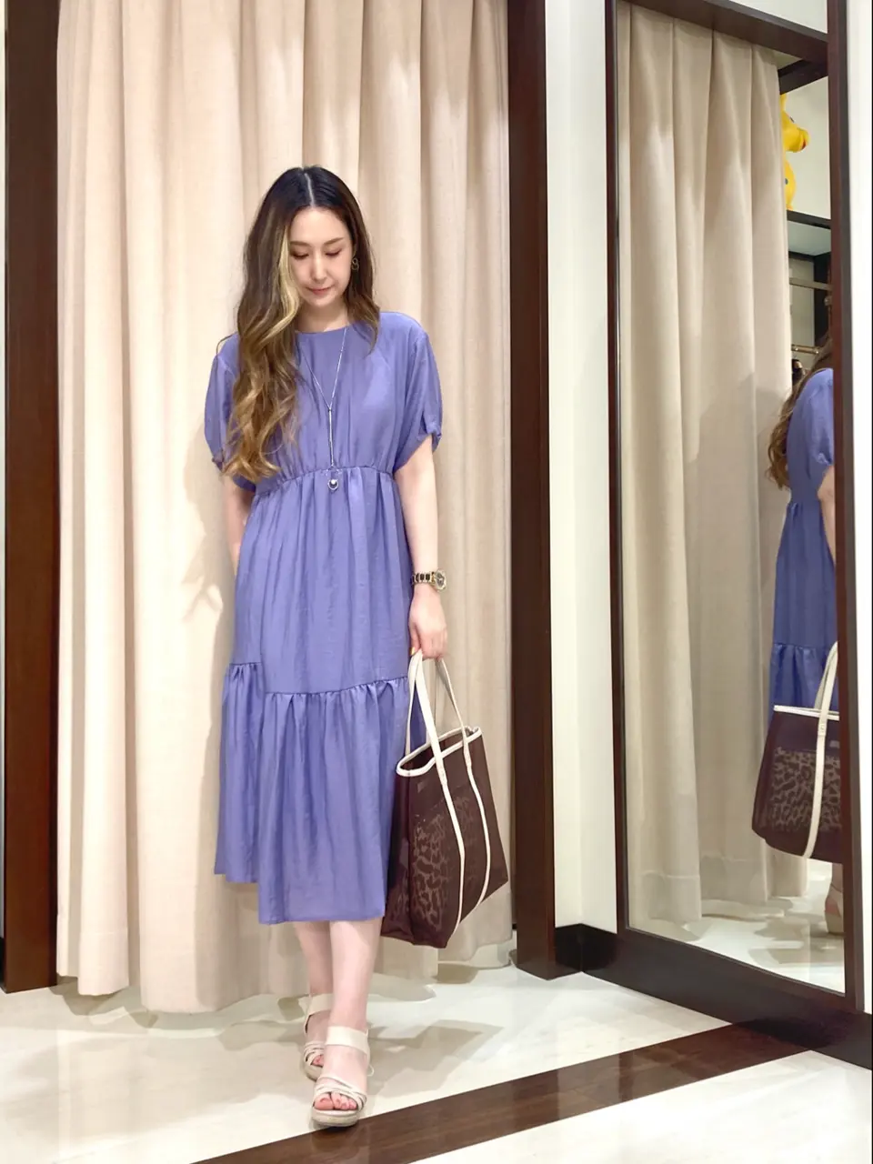 ANY SIS STAFF コーディネート画像