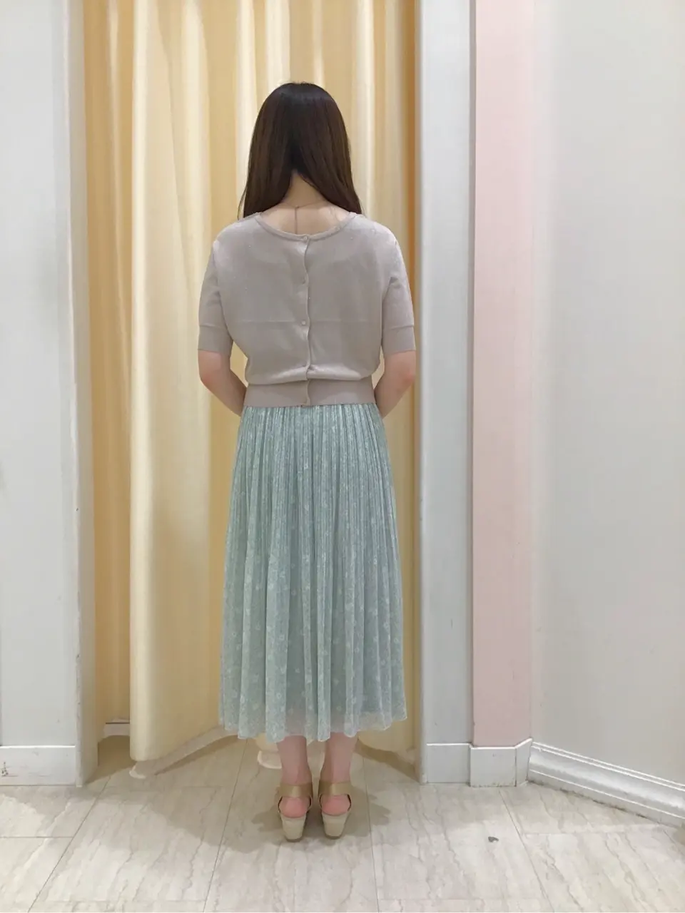 ANY SIS AI コーディネート画像