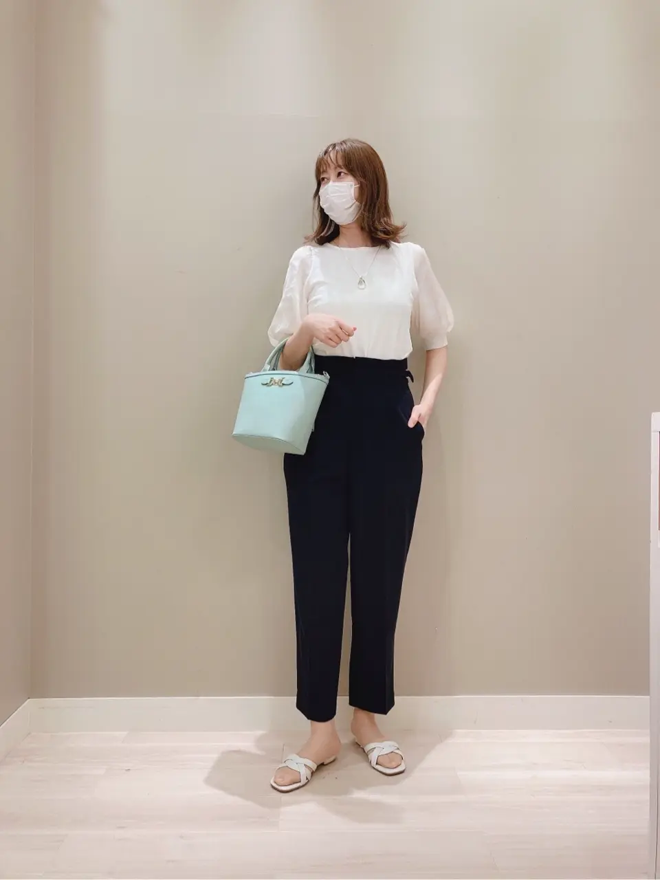 ANY SIS スタッフ コーディネート画像