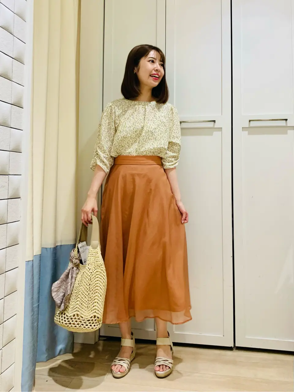 ANY SIS スタッフ コーディネート画像