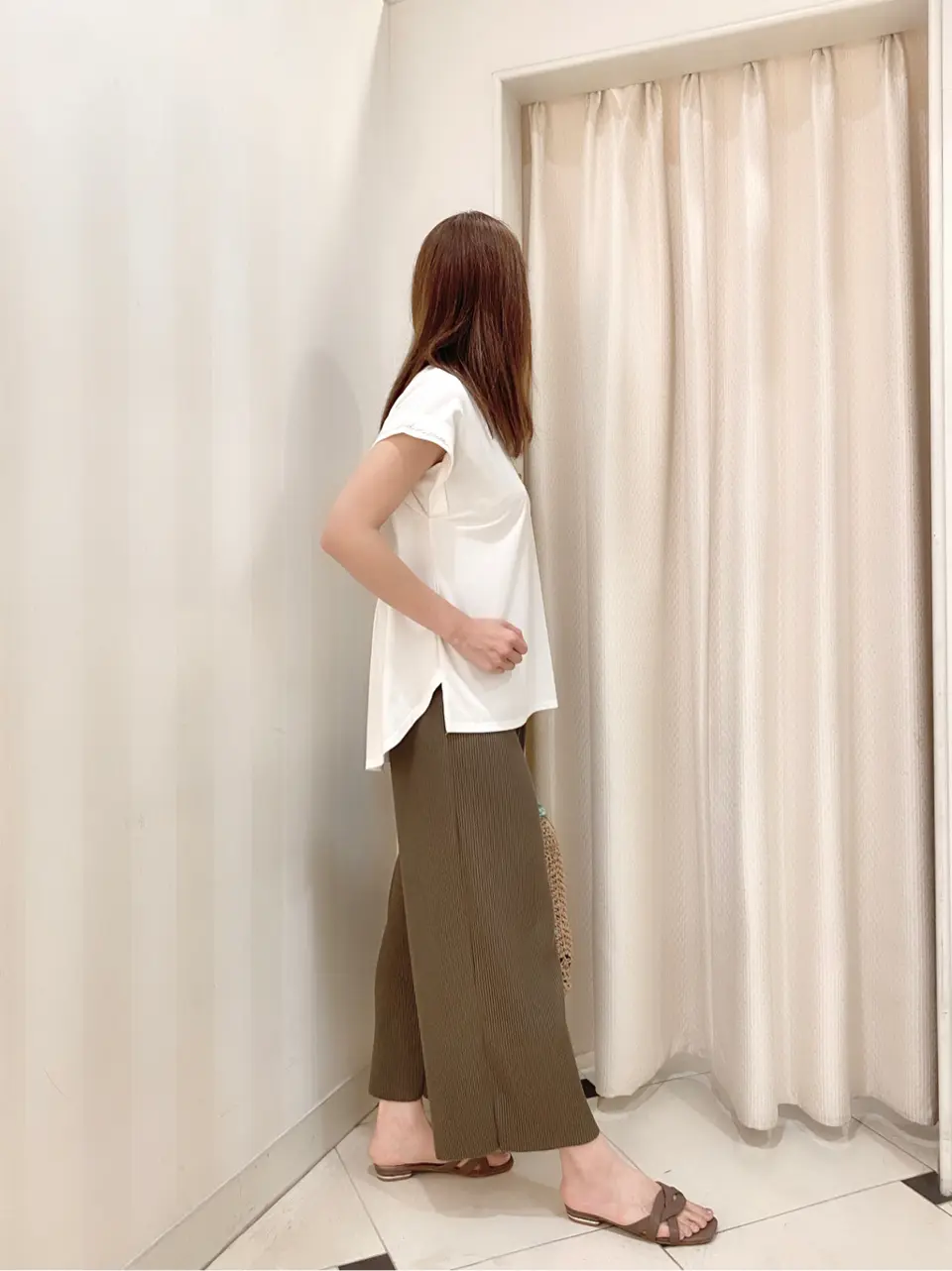 ANY SIS 金井 コーディネート画像