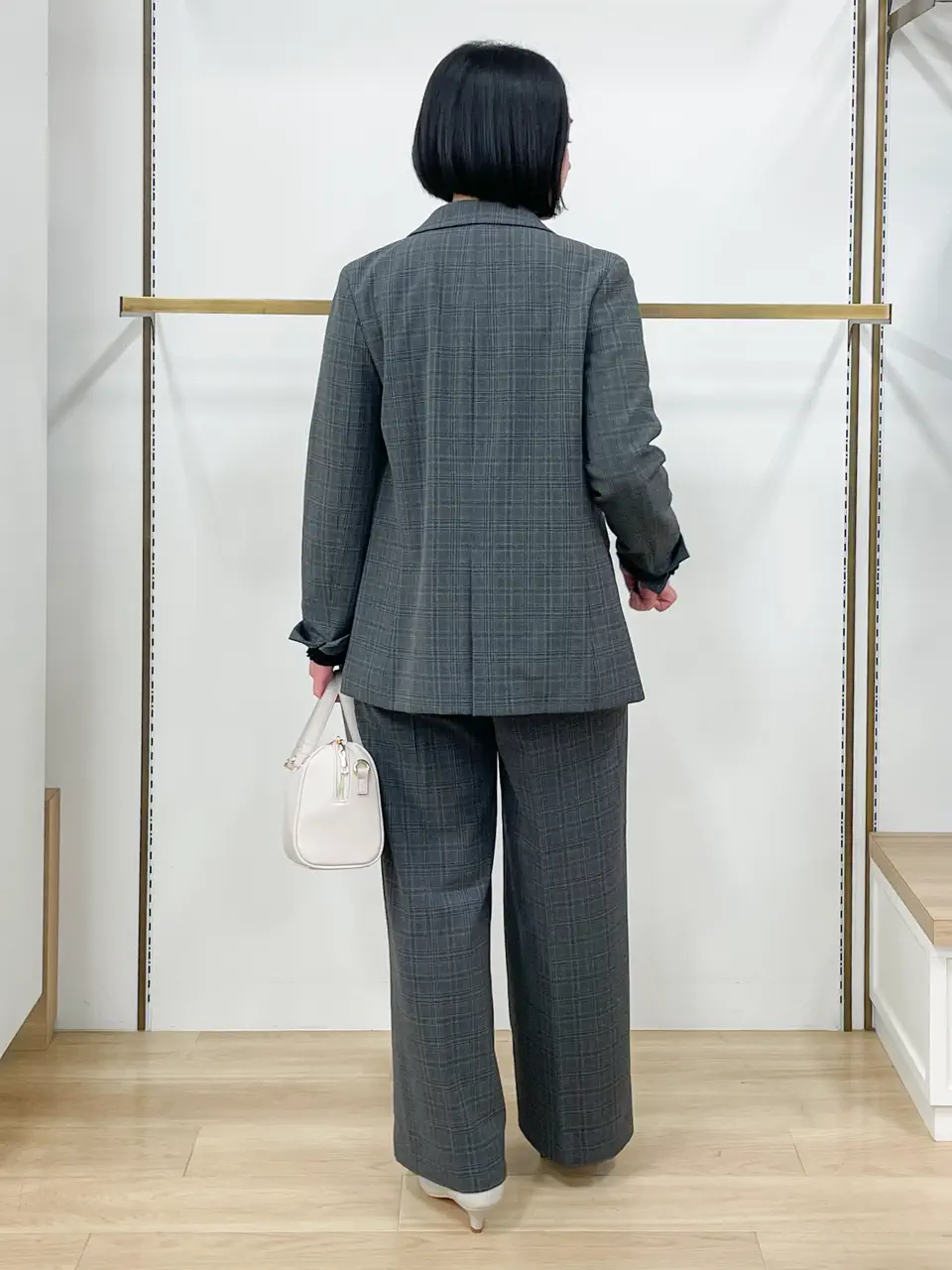 ANY SIS MIKA コーディネート画像