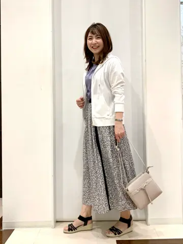 ANY SIS 横田 コーディネート画像