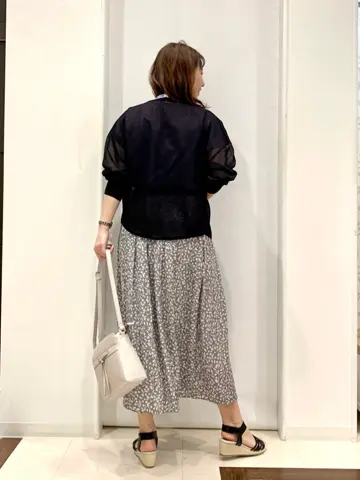 ANY SIS 横田 コーディネート画像