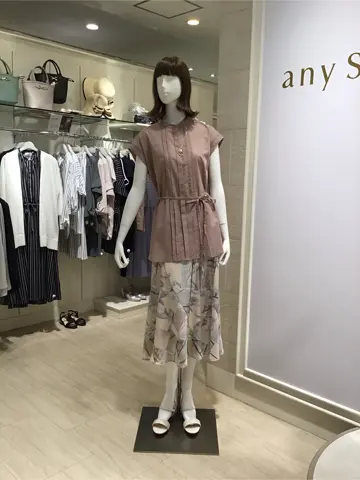 ANY SIS 島崎 コーディネート画像