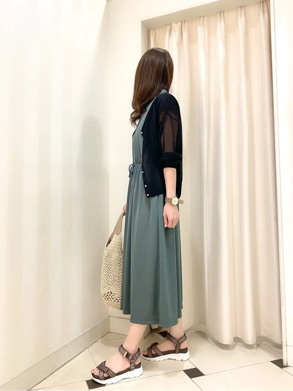 ANY SIS 金井 コーディネート画像