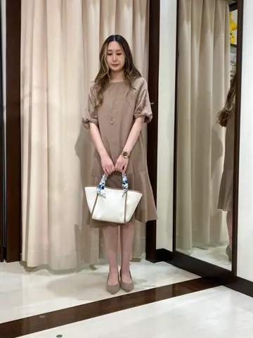 ANY SIS STAFF コーディネート画像