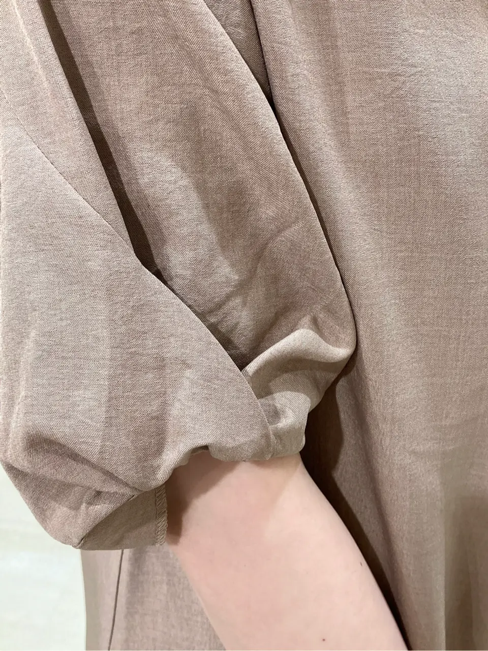 ANY SIS STAFF コーディネート画像