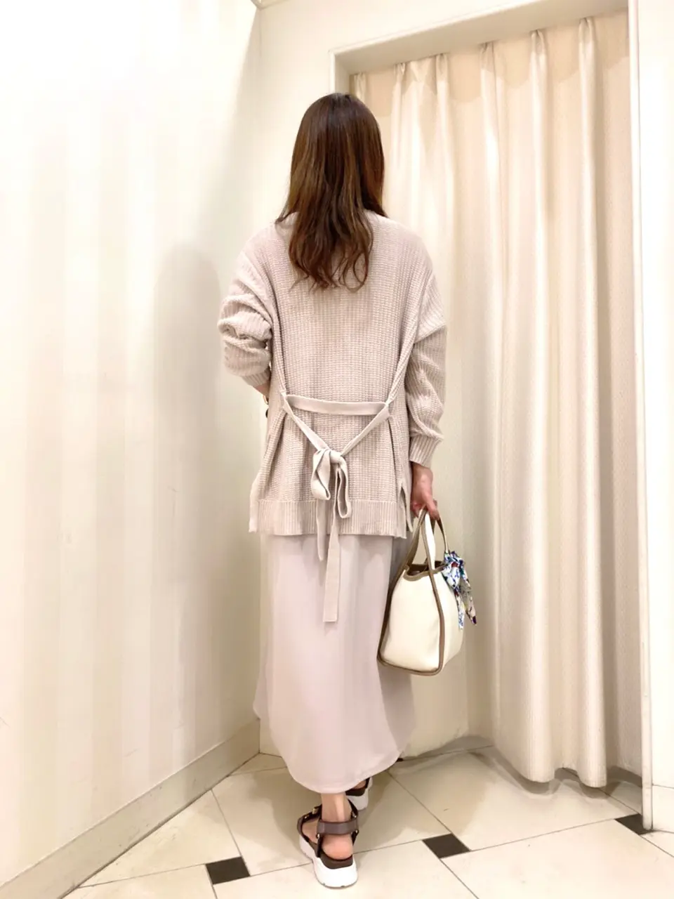 ANY SIS 金井 コーディネート画像