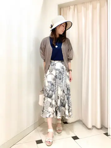 ANY SIS 金井 コーディネート画像