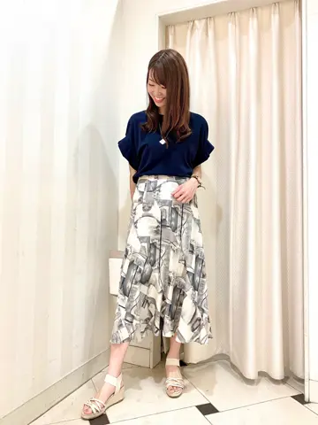 ANY SIS 金井 コーディネート画像