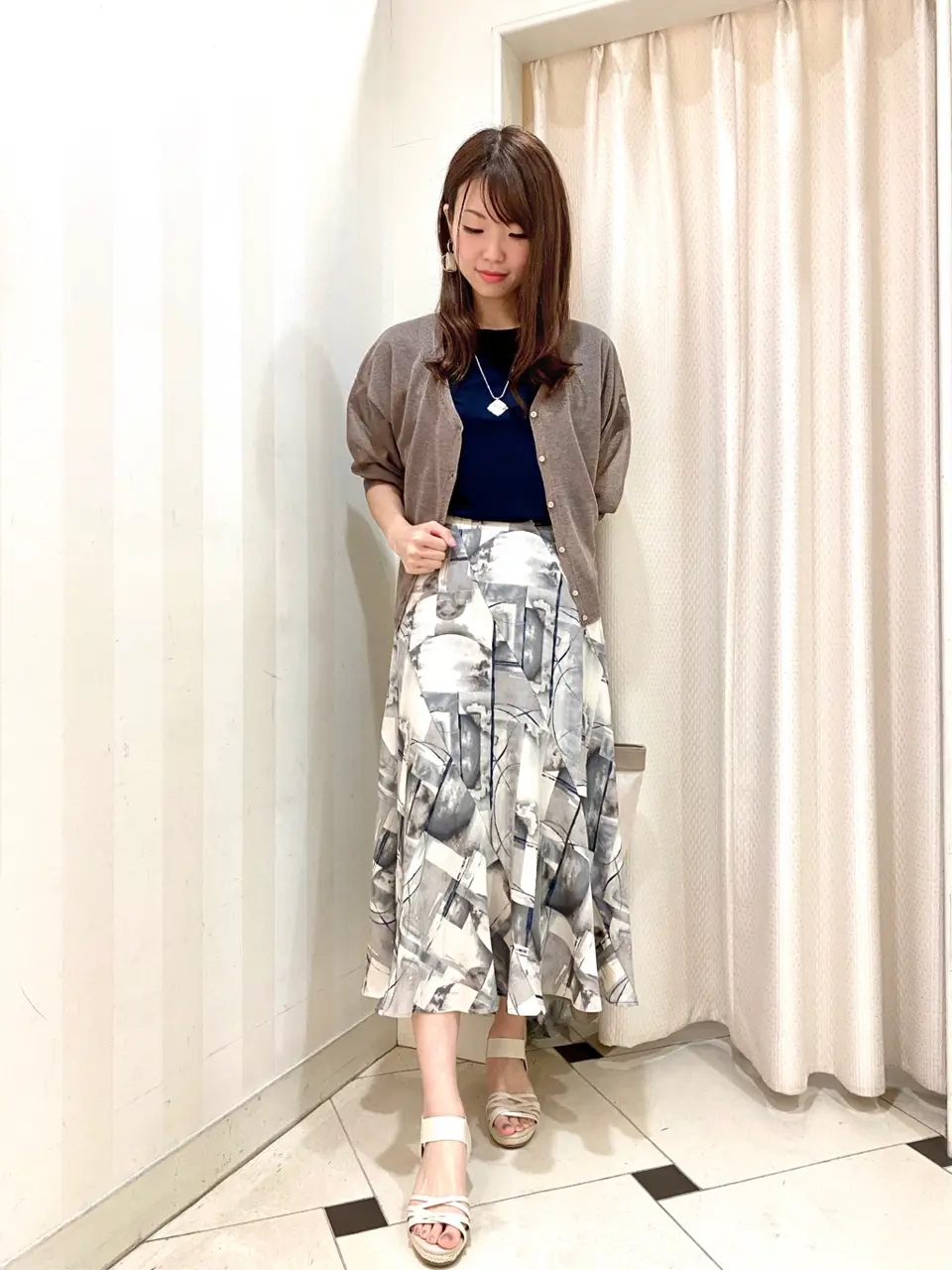 ANY SIS 金井 コーディネート画像