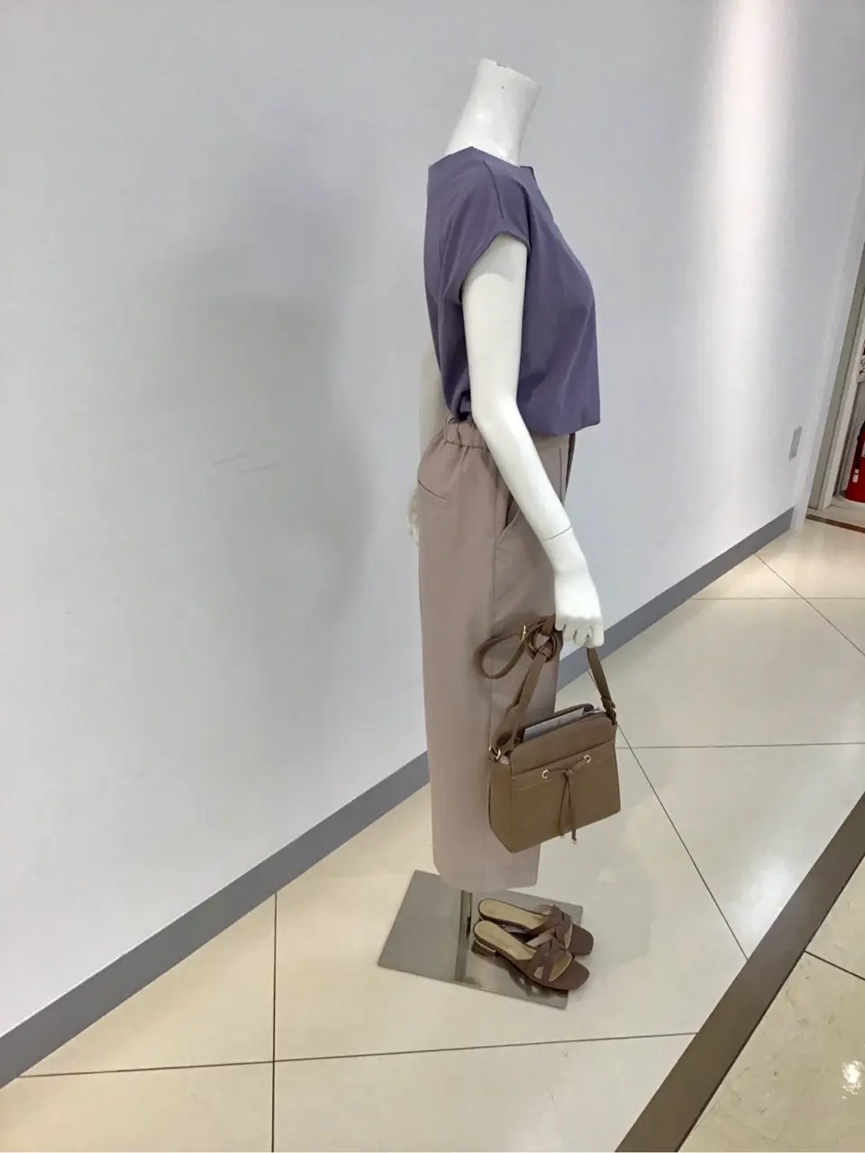 ANY SIS 本田 コーディネート画像