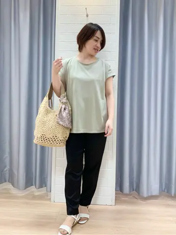 ANY SIS 丸岡 コーディネート画像