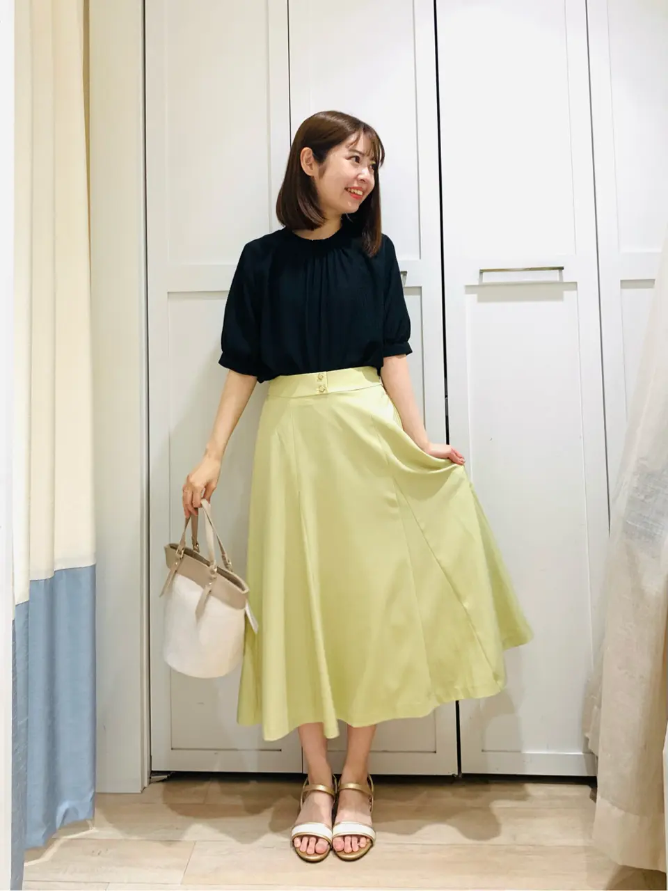 ANY SIS スタッフ コーディネート画像