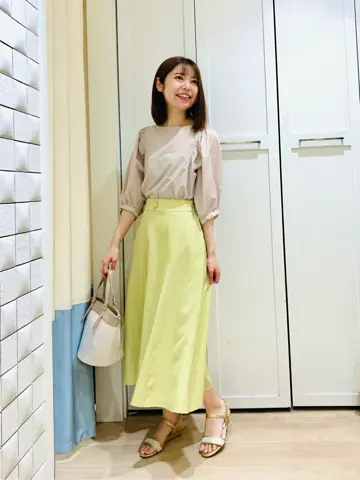 ANY SIS スタッフ コーディネート画像