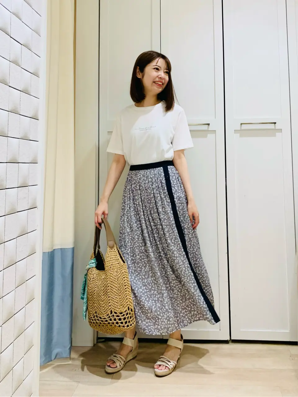 ANY SIS スタッフ コーディネート画像