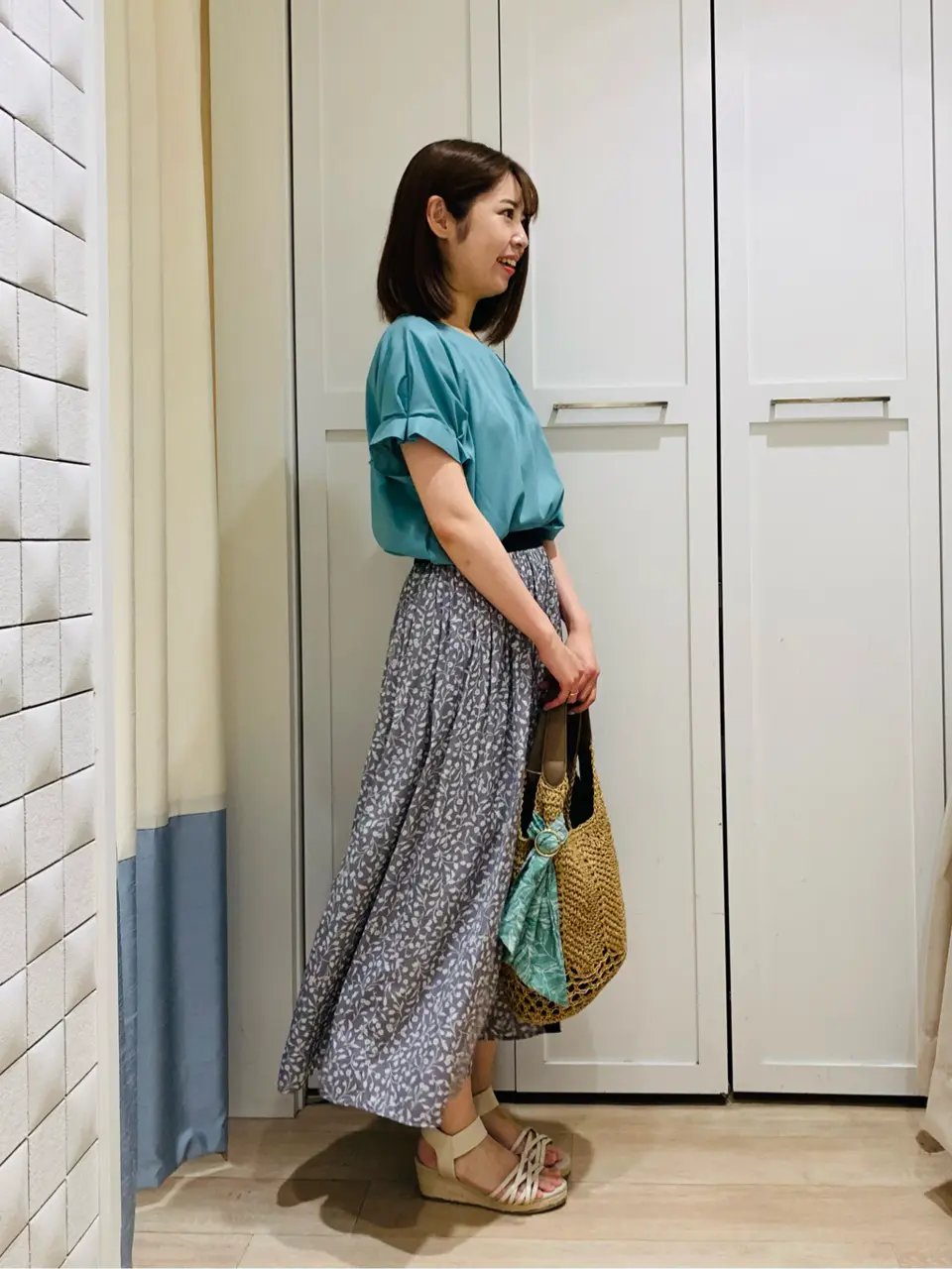 ANY SIS スタッフ コーディネート画像