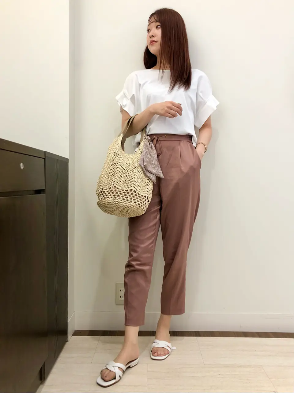 ANY SIS スタッフ コーディネート画像