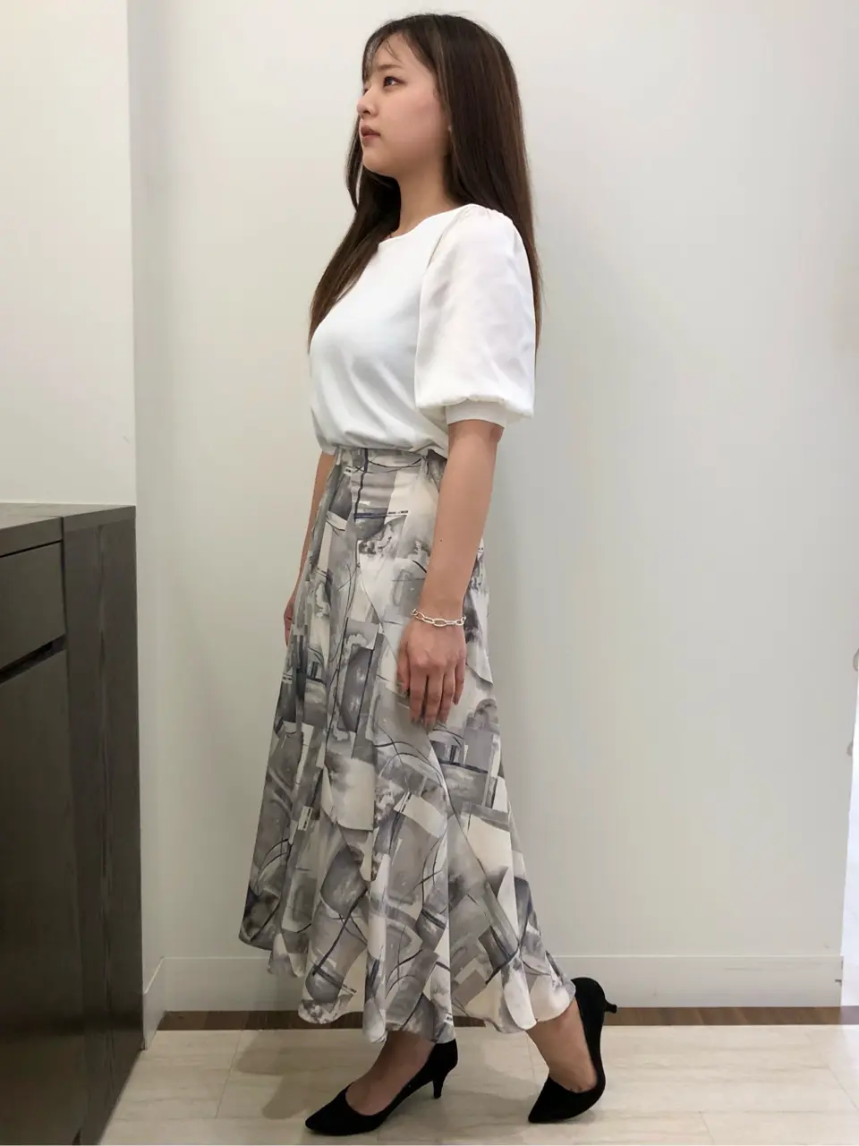 ANY SIS スタッフ コーディネート画像