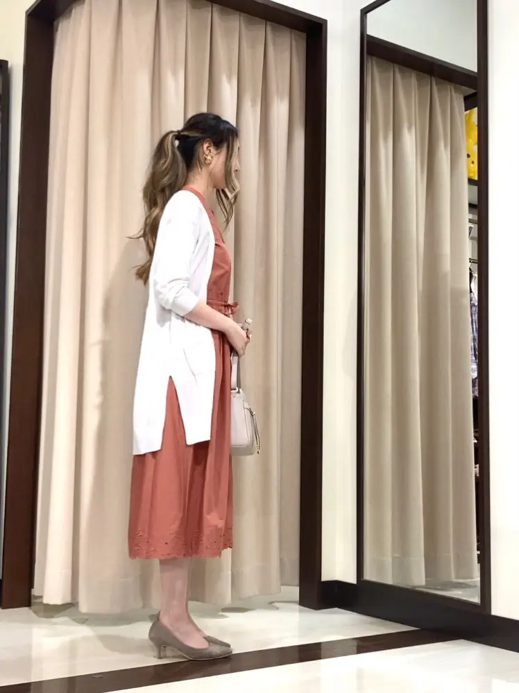 ANY SIS STAFF コーディネート画像